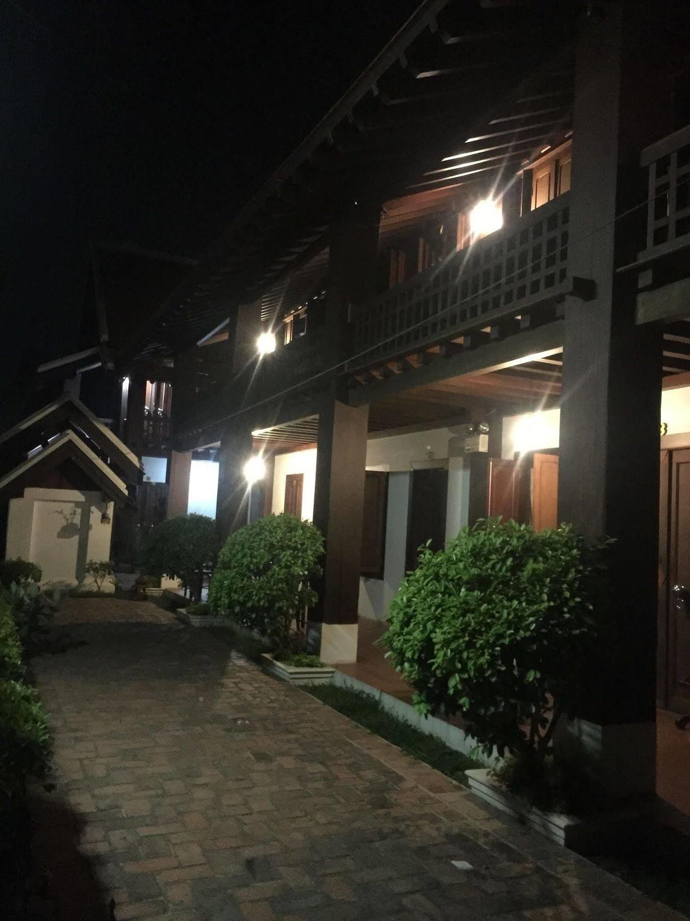 Lakhangthong Boutique Hotel Luang Prabang Exterior photo